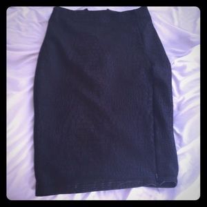 ASTR XS Black pleather skirt